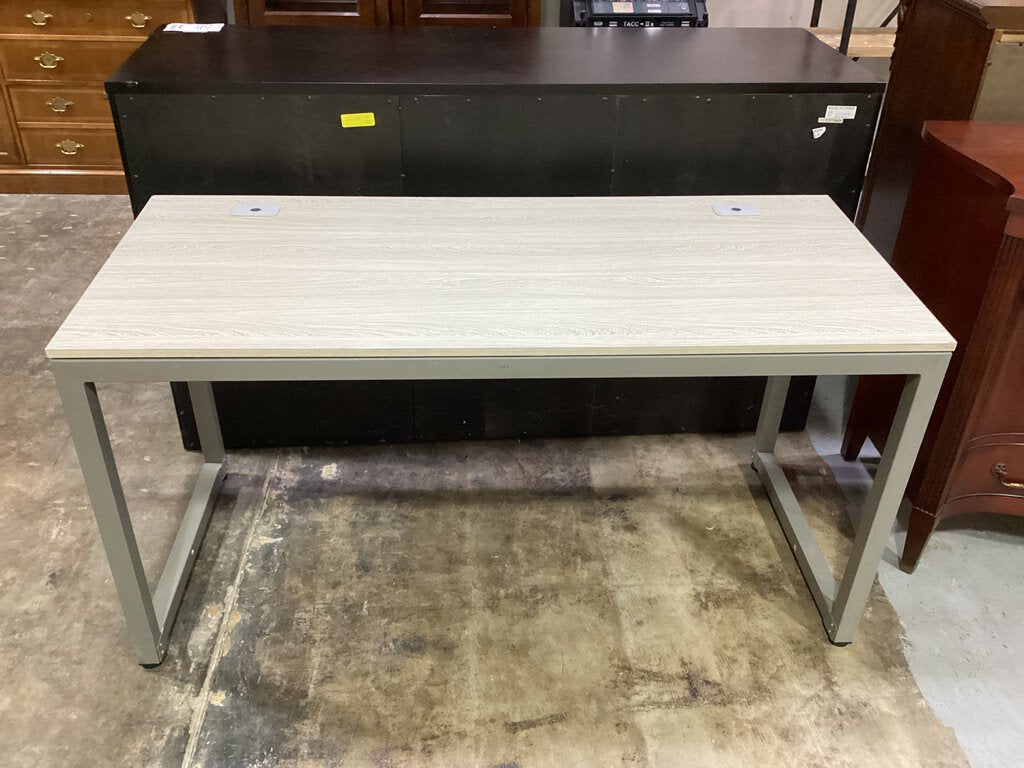 82467 - Office Desk 55x24x28