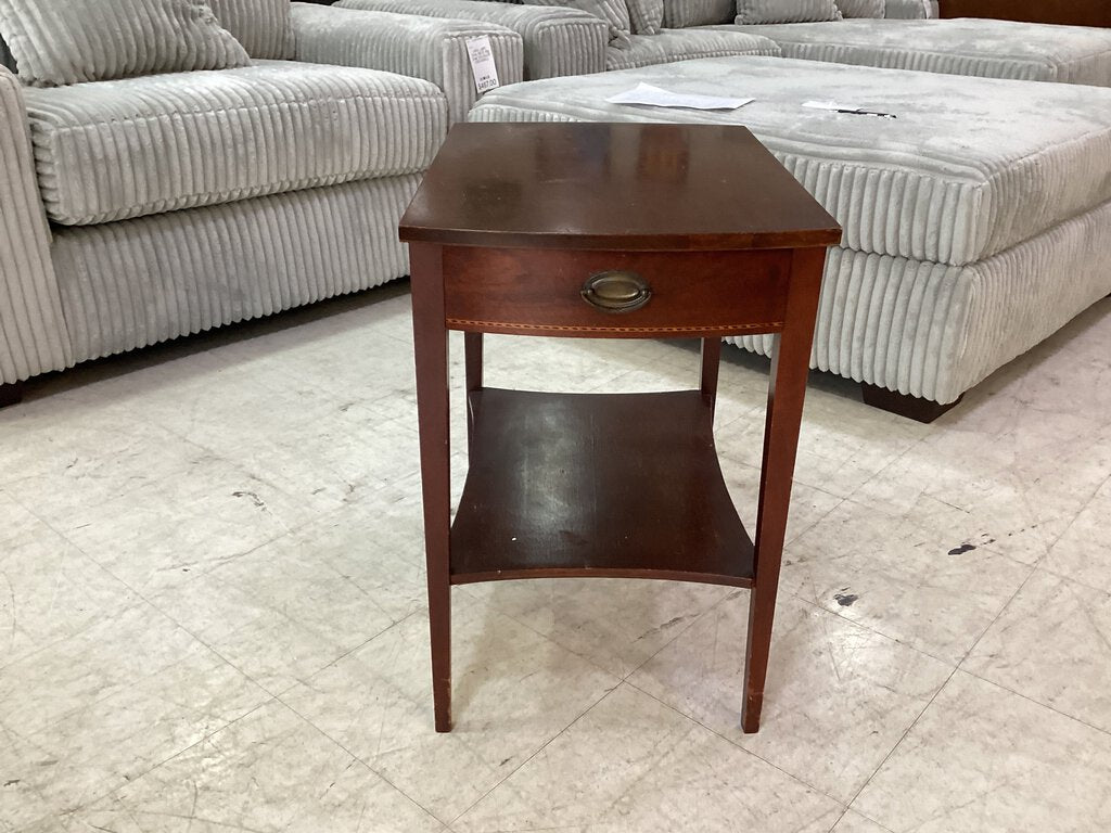 82441 - Mid Century Side Table 16x23x24