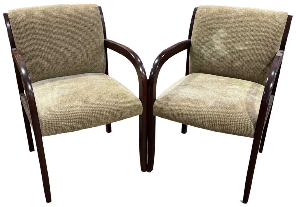 82517 - Pair of Guest Lobby Arm Chairs 22x22x33