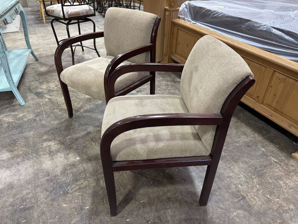 82517 - Pair of Guest Lobby Arm Chairs 22x22x33