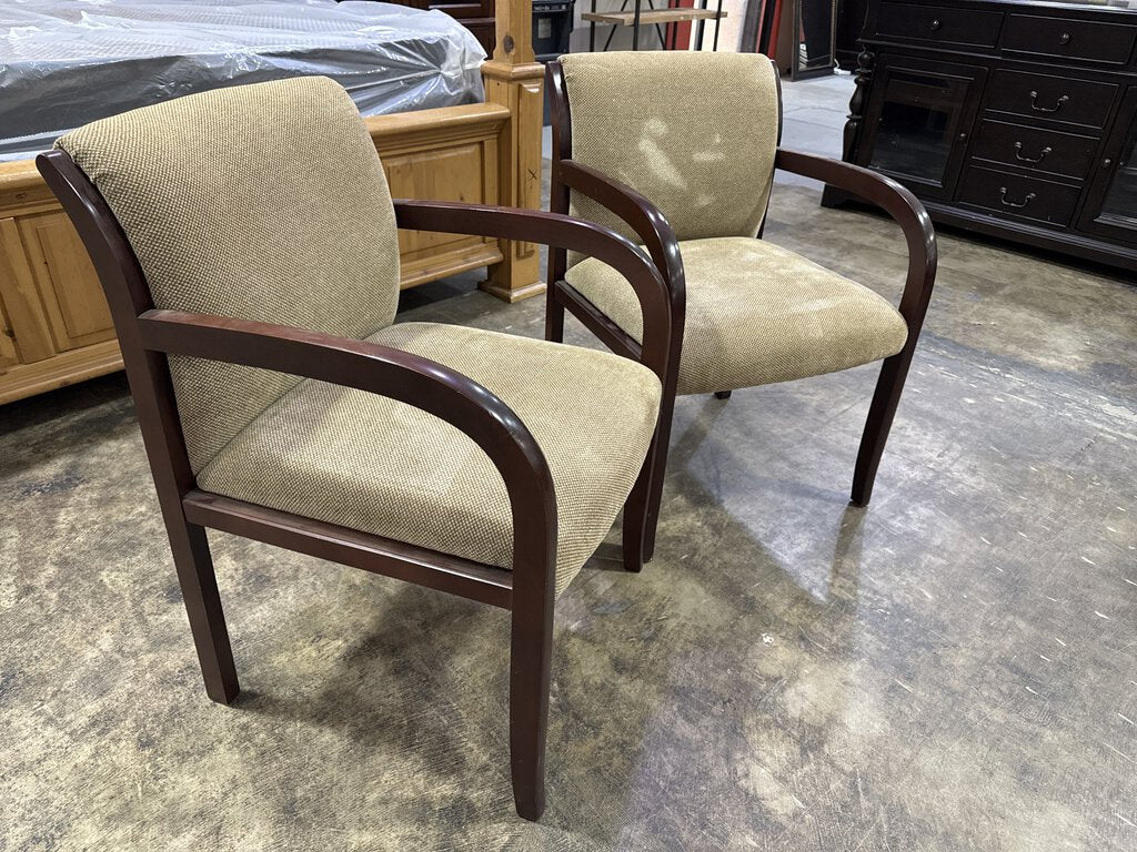 82517 - Pair of Guest Lobby Arm Chairs 22x22x33