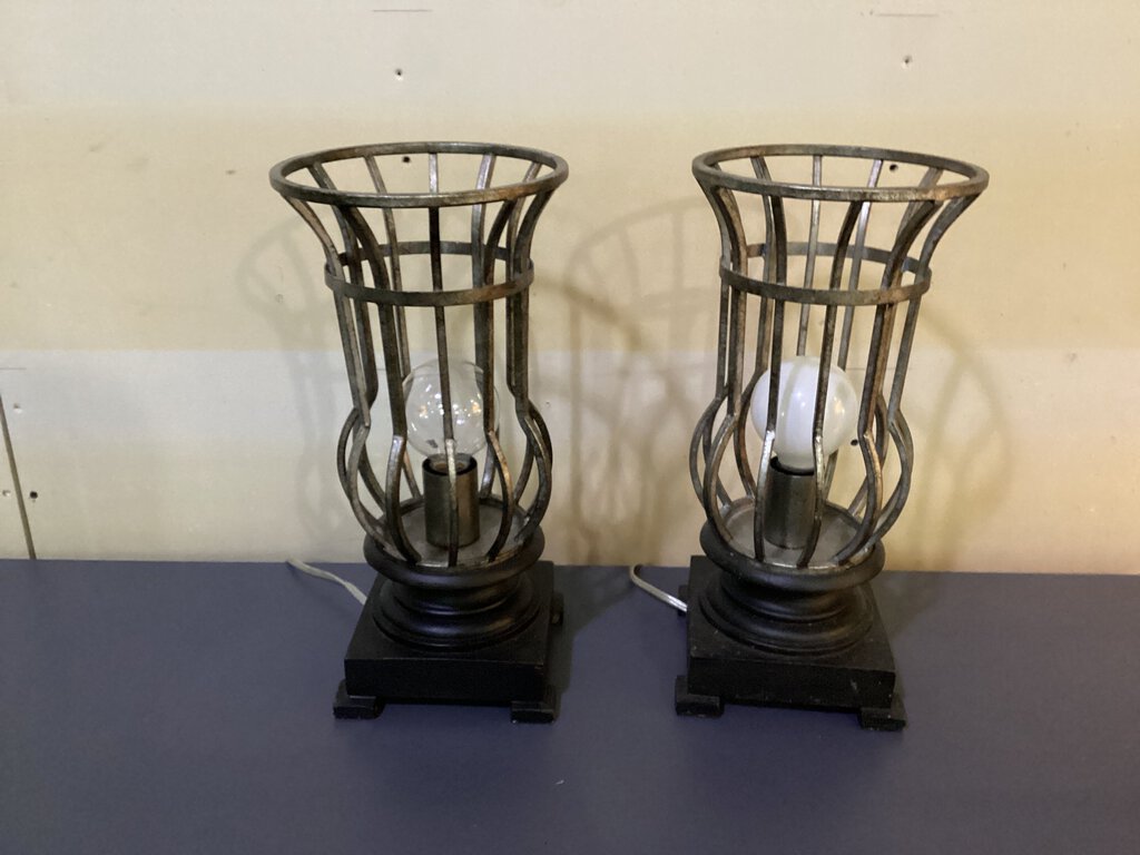 82567 - Pair of Metal Accent Table Lamps 16"