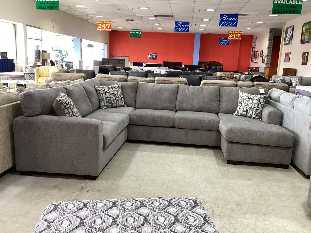 Greenland Earth NEW 2pc Sectional w/Chaise 135x100/64x39 (10610/30-2241)