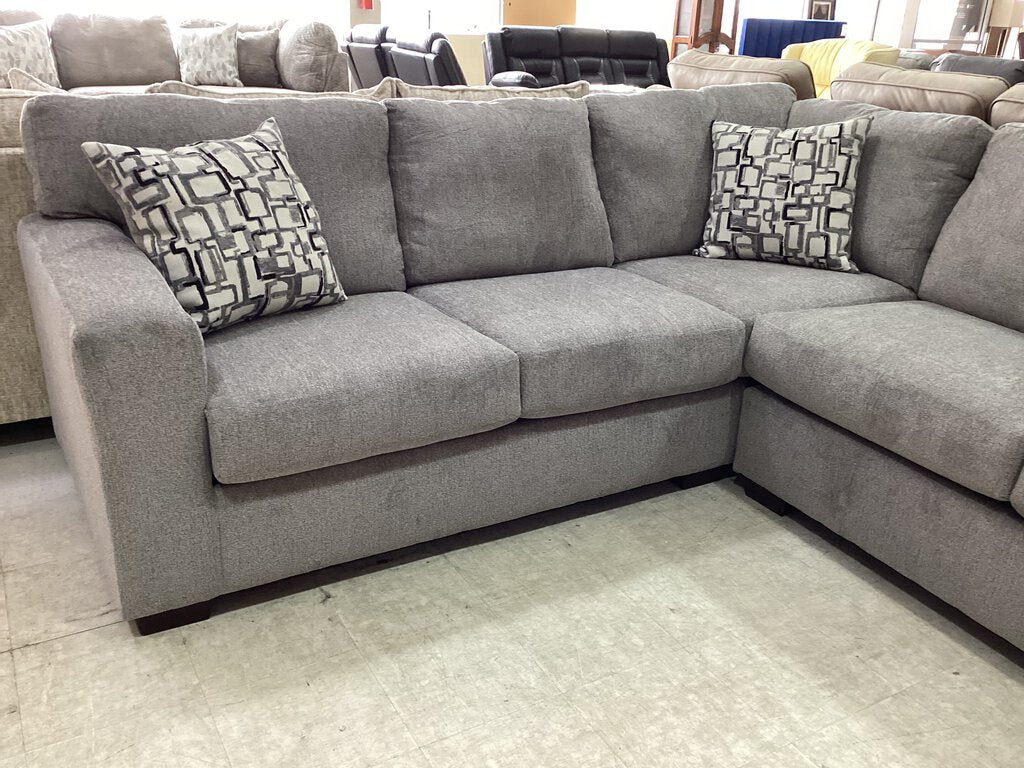 Greenland Earth NEW 2pc Sectional w/Chaise 135x100/64x39 (10610/30-2241)