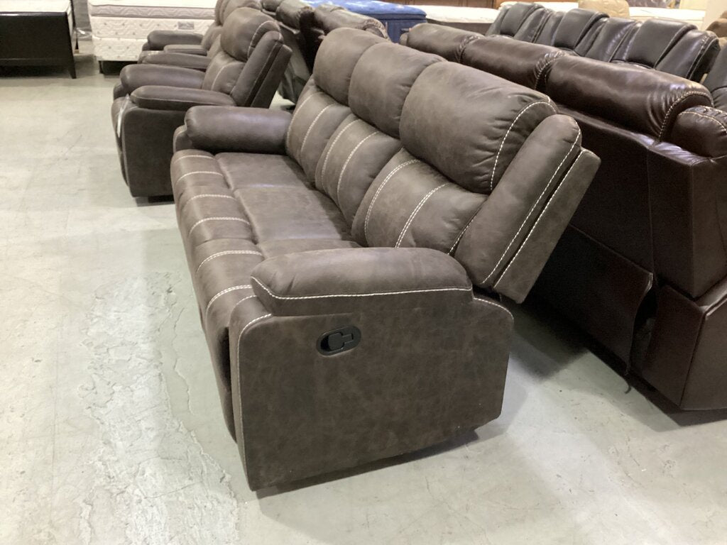 Lucca Brown NEW Motion Sofa w/Drop Down Console 82x30x38 (679320)