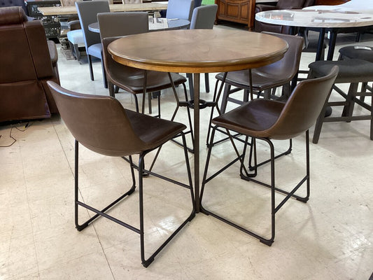 83201 (8528-9) Ashley Centiar 5pc Counter Height Dining 40x36