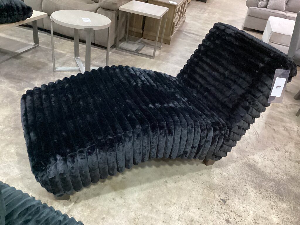 Lush Black NEW Chaise Lounge 31x67x35 (9006-LB)