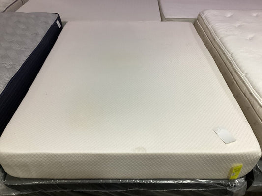 83240 10" Visco Queen Mattress