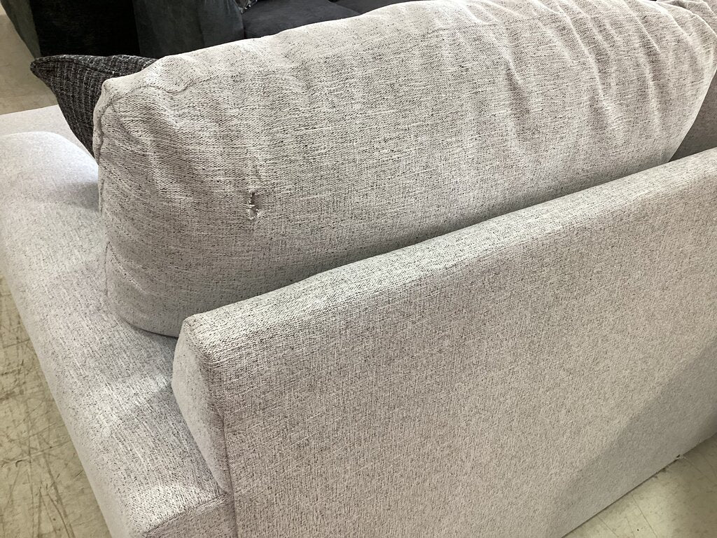 83294 - Ashley Tasselton Snow Sofa Chaise 100x63x39