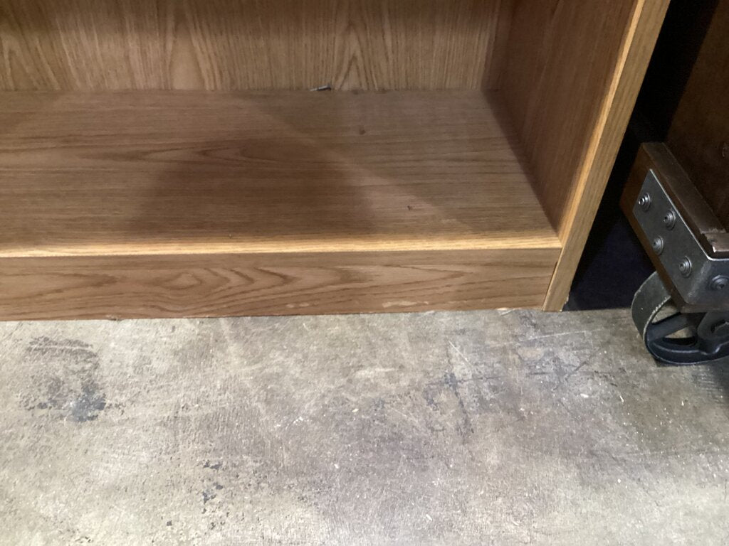 83303 Bookcase 29x12x48