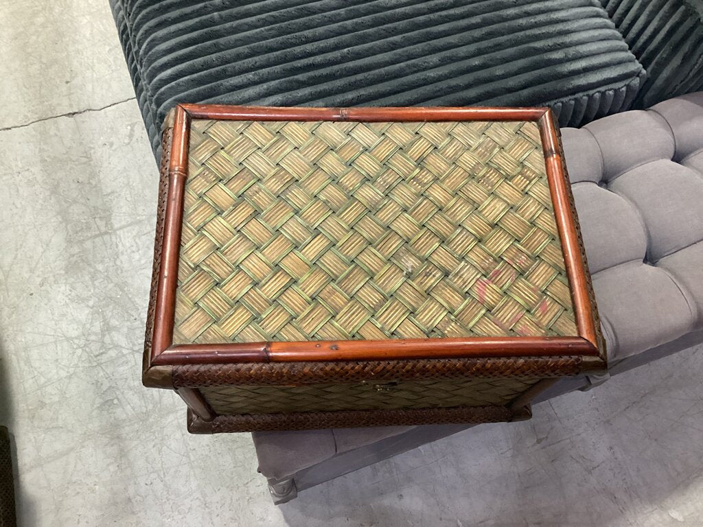 83346 - Cerulean Bay Wicker Chest 19x12x12