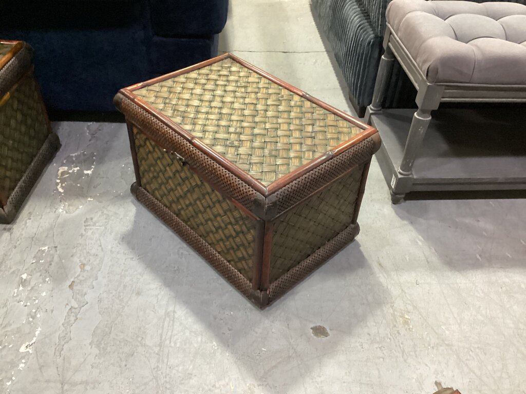 83349 - Cerulean Bay Wicker Chest 22x15x14
