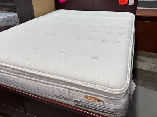 83418 Sealy Posturepedic Candle Glow Queen Mattress