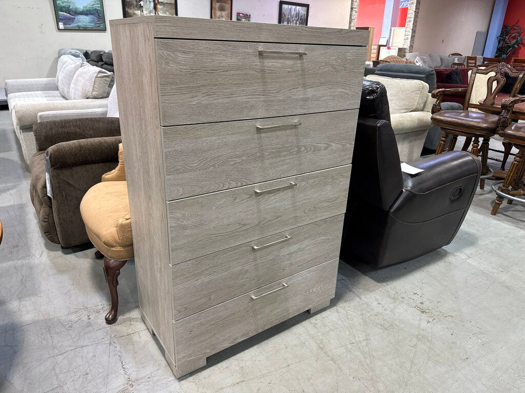 83524 - Five Drawer Chest 30x12x61