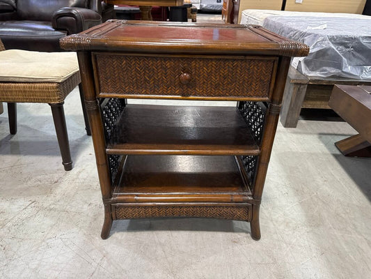 83582 - Pier 1 Rattan Side Table 24x19x27