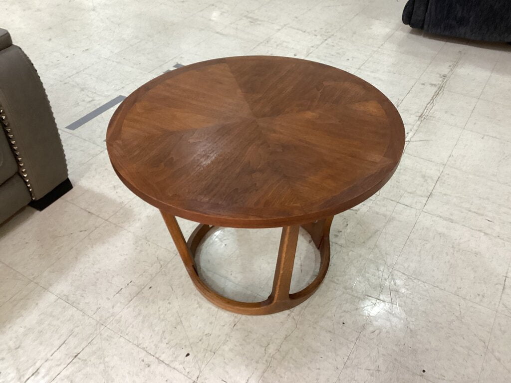 83659 - Lane Rhythm Mid Century Round Multi Purpose Table 28x21