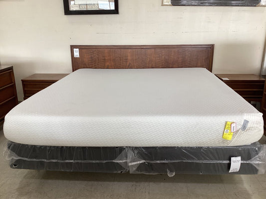 83379 - Tuft & Needle King Mattress