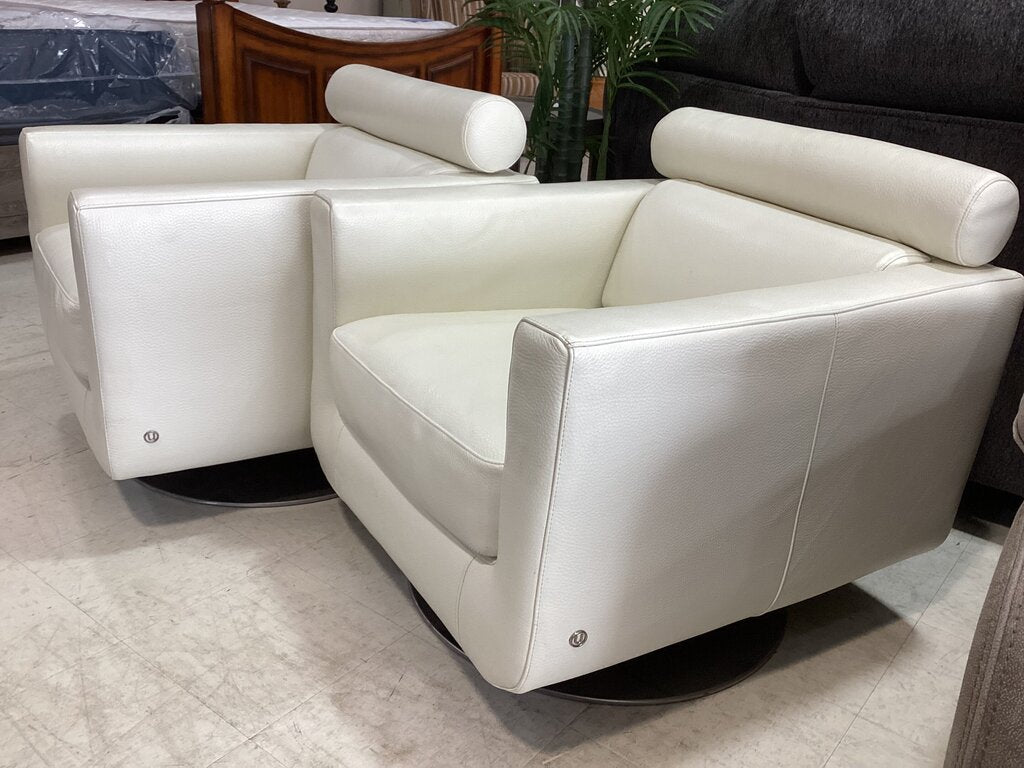 83705-06 - Pair of Natuzzi Suad Leather Swivel Chairs 30x32x29