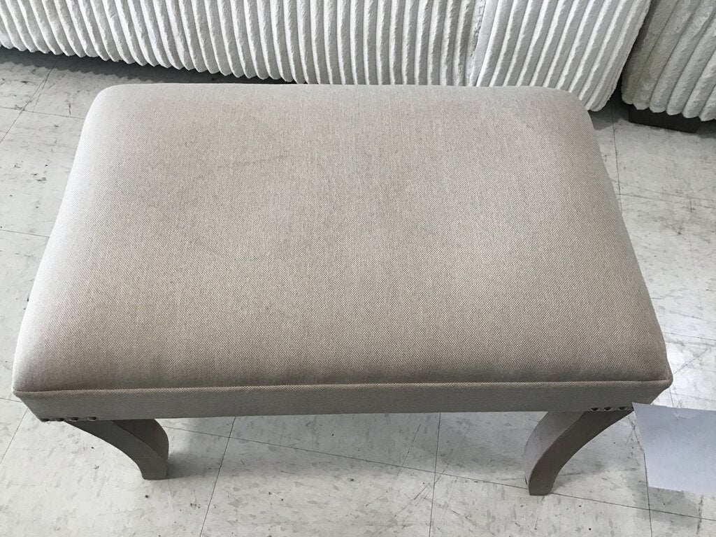 83682 - Padded Vanity Bench 24x17x17