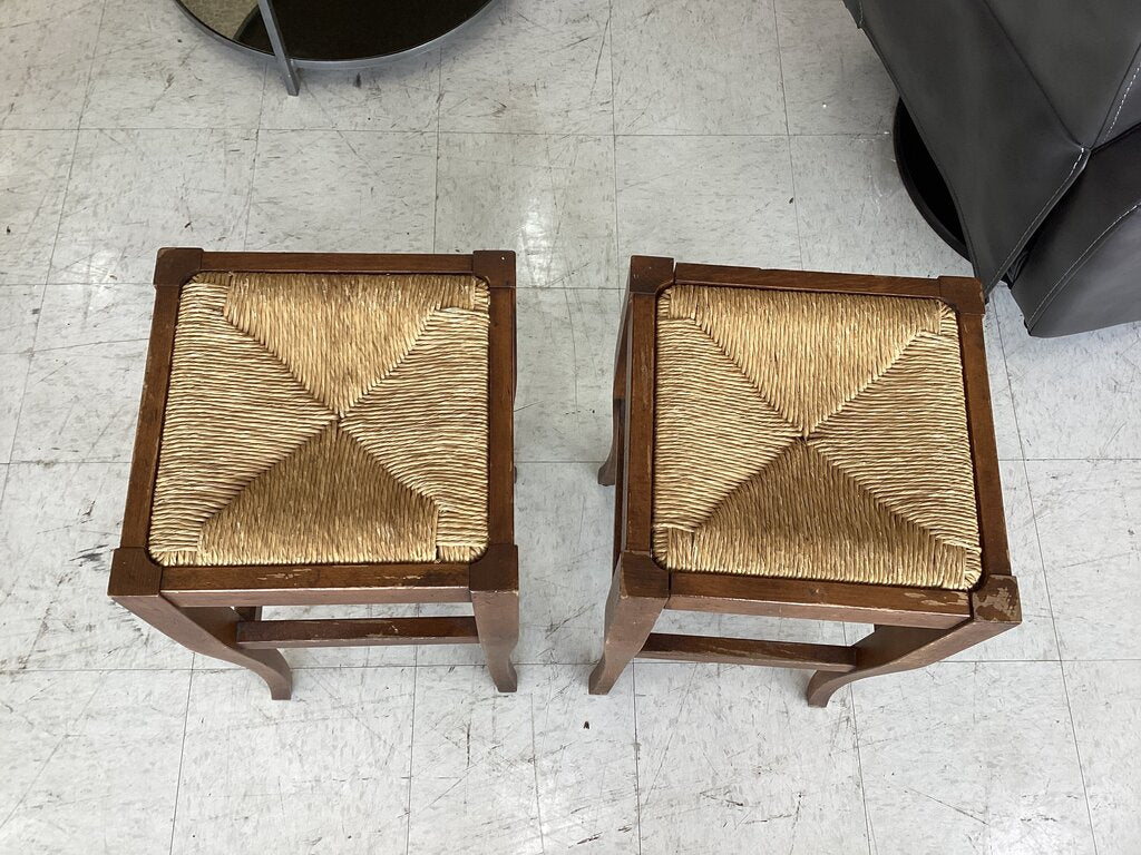 83679 - Pair of Rush Seat Bar Stools 14x14x24