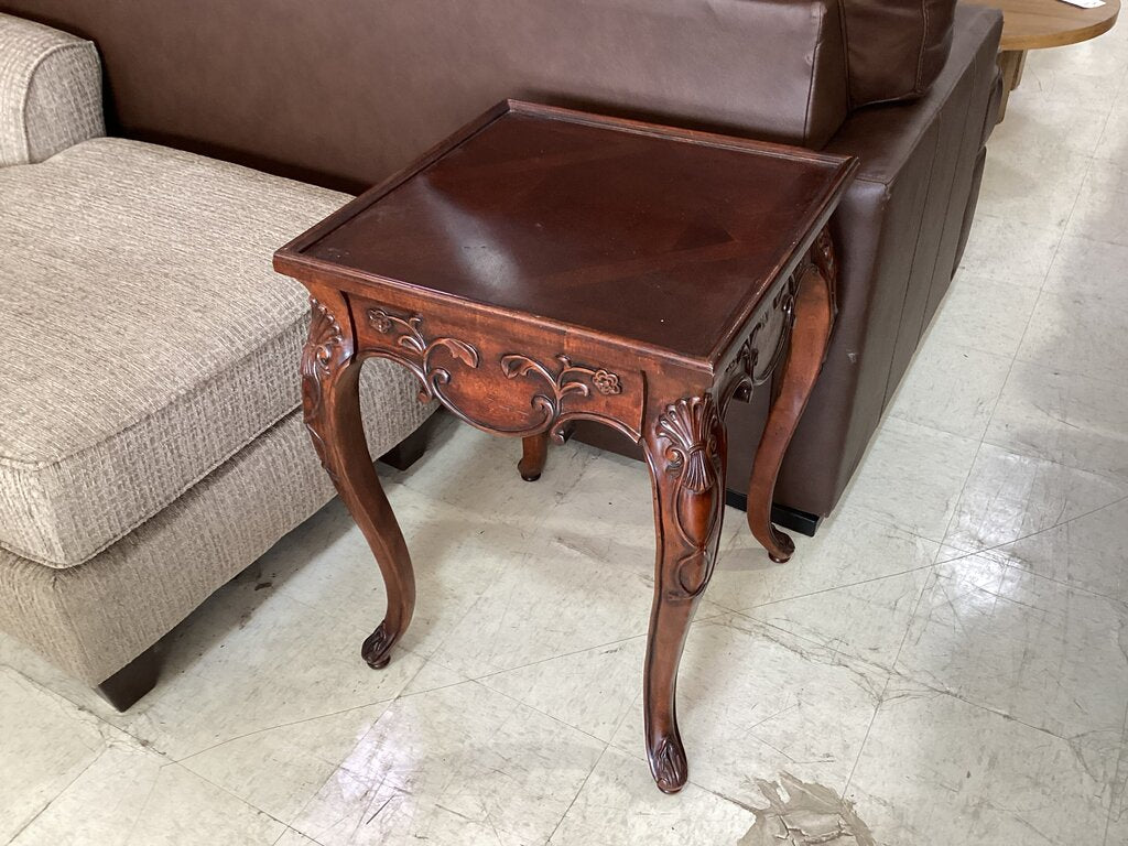 83751 - Hekman End Table 20x20x27