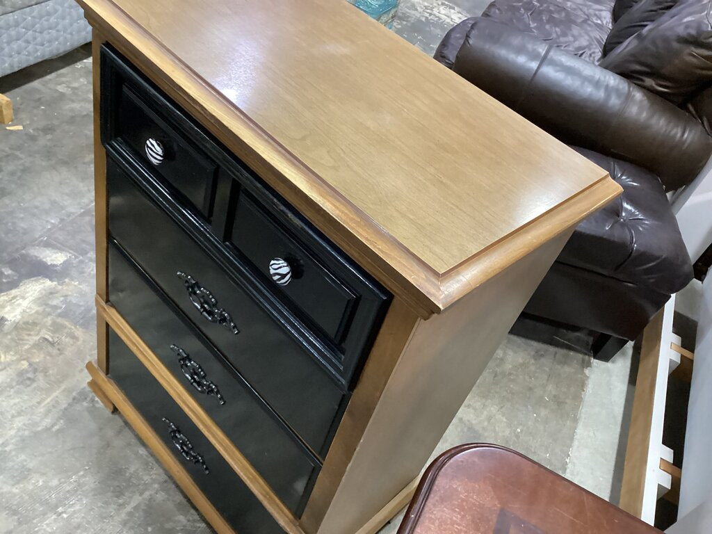 83759 (8521-2) Chest w/Black Drawer Fronts 30x18x40