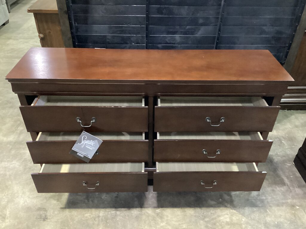 83777 - Ashley Alisdair Dresser 58x16x33