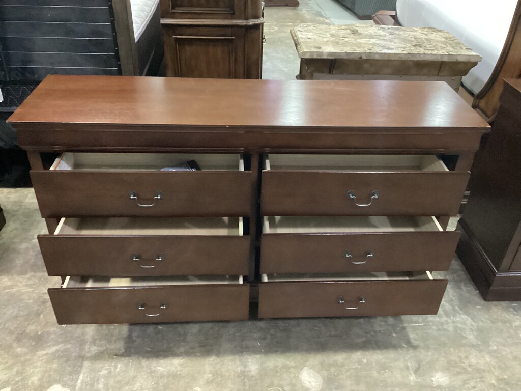 83778 - Ashley Alisdair Dresser 58x16x33