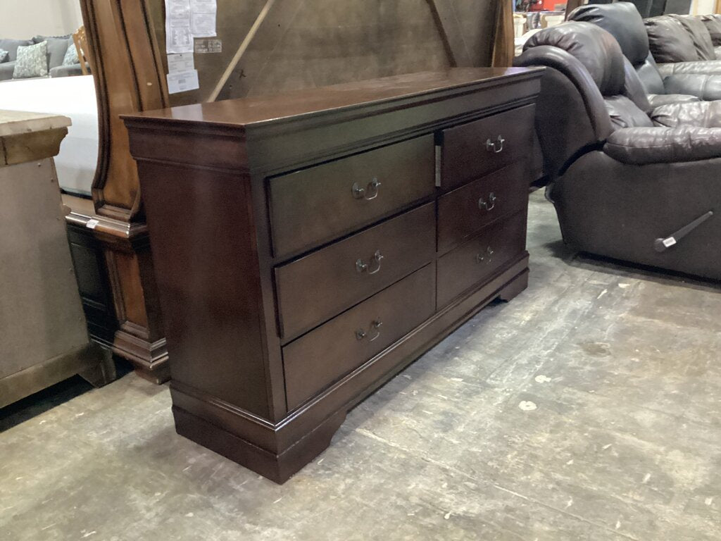 83780 - Ashley Alisdair Dresser 58x16x33