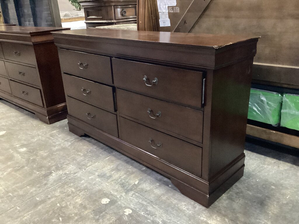 83780 - Ashley Alisdair Dresser 58x16x33