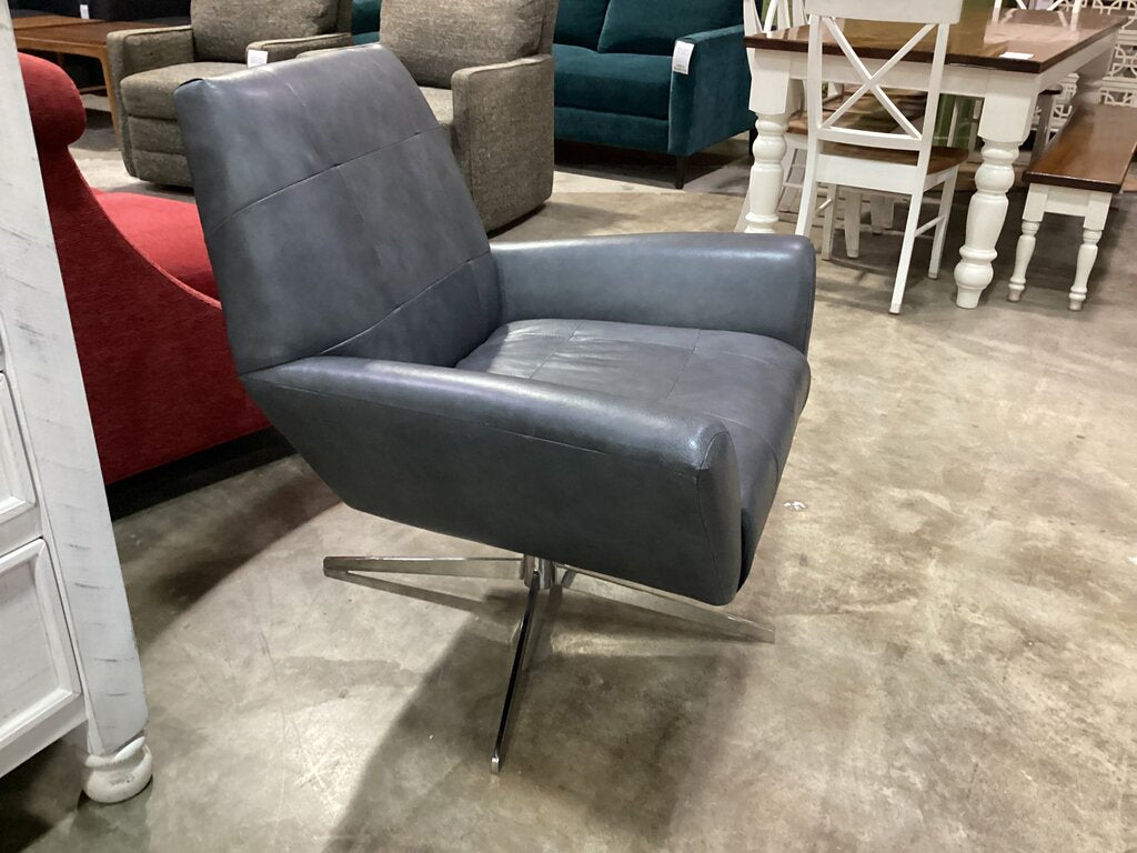83817 (8462-14) Bernhardt Swivel Chair 36x28x36