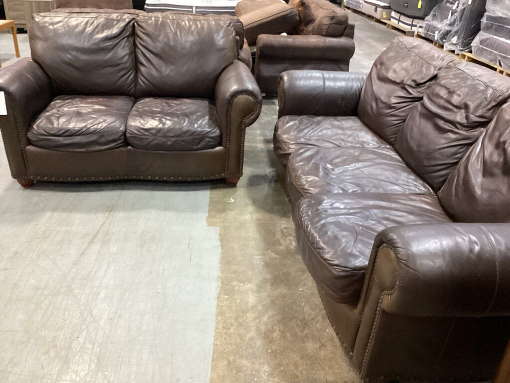 83485 - Brown Leather Sofa & Loveseat 91/67x39x38