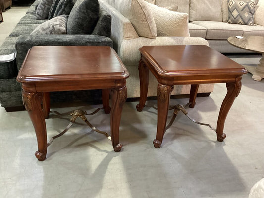 83618 - Pair of Ashley End Tables 26x26x25