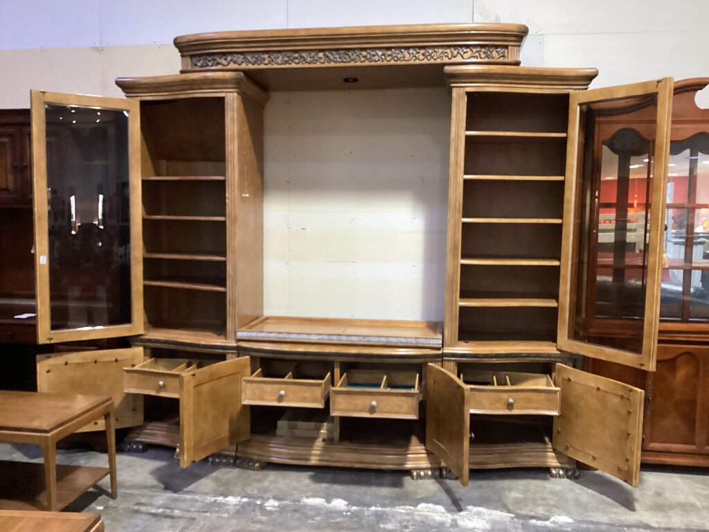 83766 - Michael Amini Showcase Entertainment Center 102x26x92