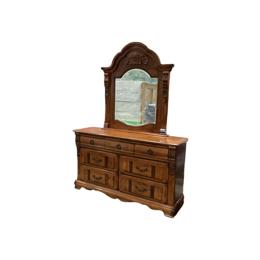 83854 - Magnolia Seven Drawer Dresser w/Mirror 64x18x37