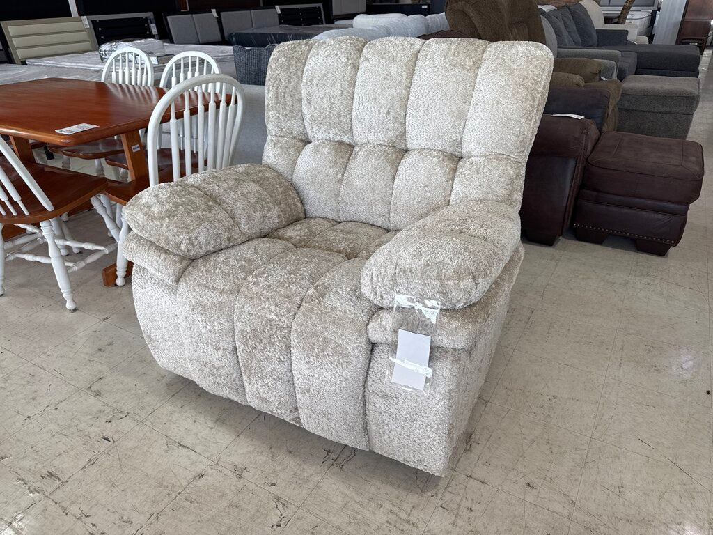 Everest Beige NEW Glider Recliner 43x41x40 (677522)