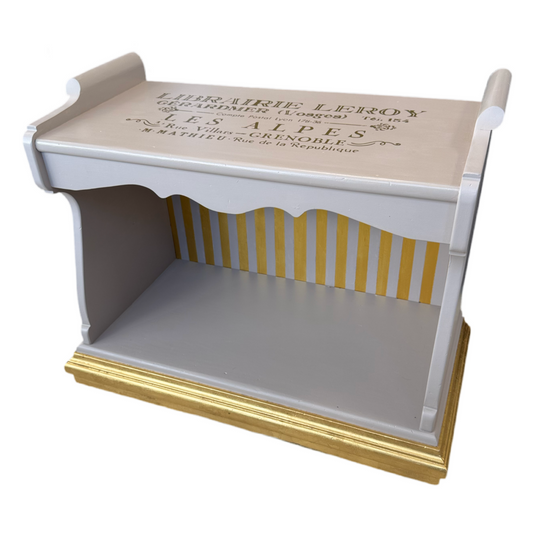 83910 (8442-32) Rolling Accent Display Shelf 32x17x26