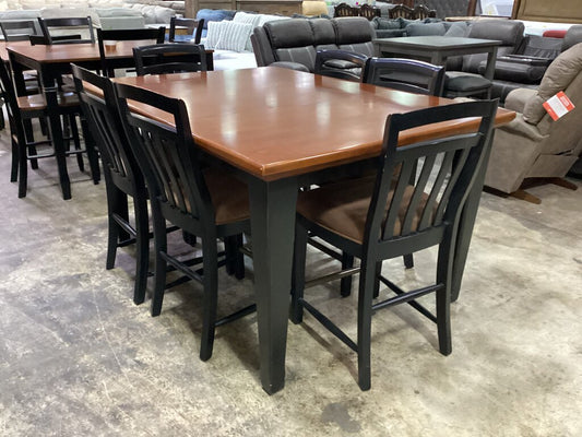 83890 - Broyhill 7pc Counter Height Table w/Leaf 48x48x35
