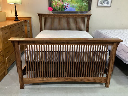 83944 - Mission Style Queen Bed Frame 69x86x48