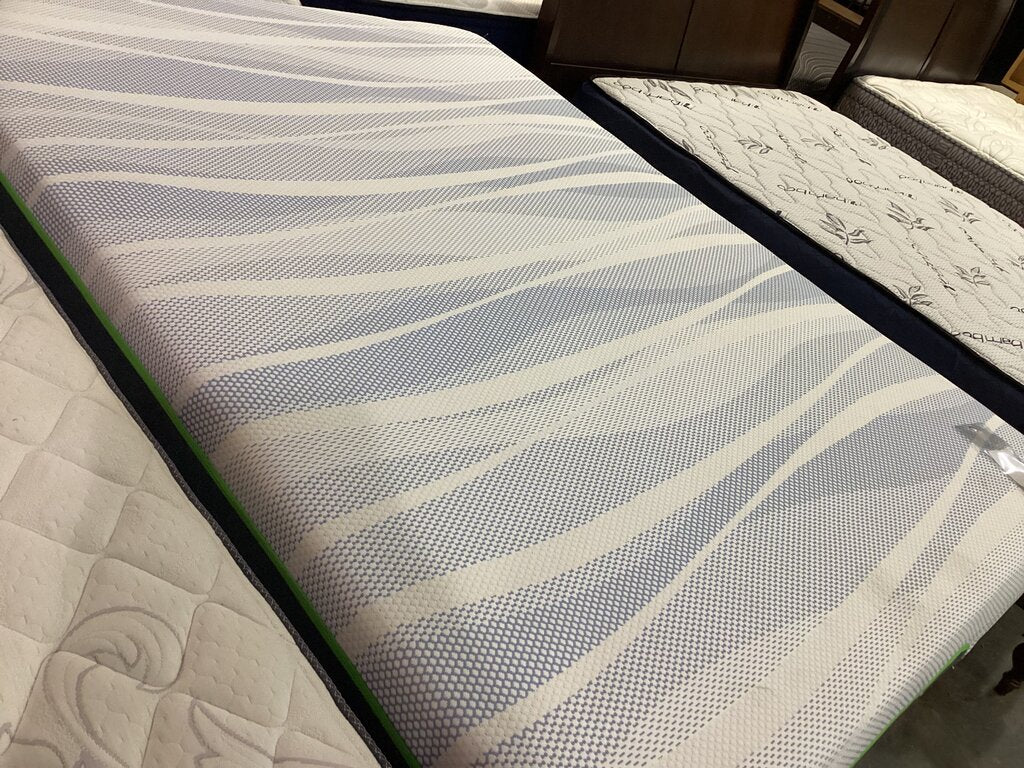 80592 - Eco Comfort Ultra Conform Cooling Medium Queen 12" Mattress