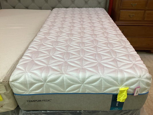 83961 - Tempurpedic Twin Xl Matress Cloud Luxe