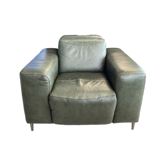 80630 - Boulevard Power Motion Leather Chair w/Power Headrest 43x44x40