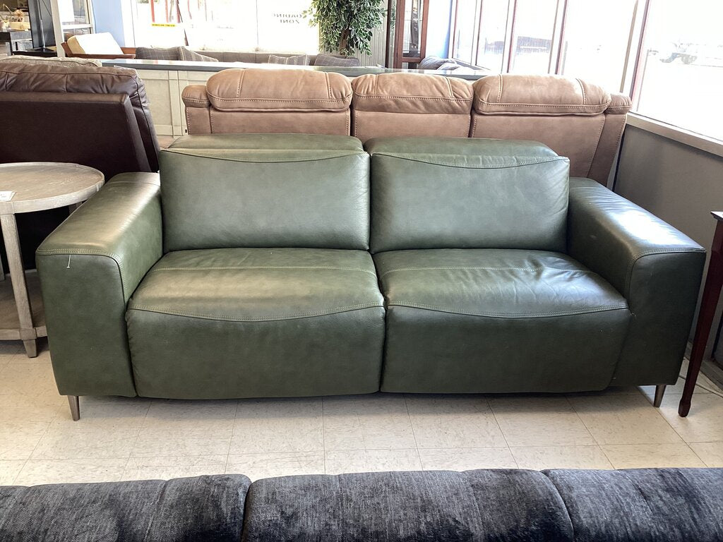 80629 - Boulevard Power Motion Leather Sofa w/Power Headrest 82x44x40