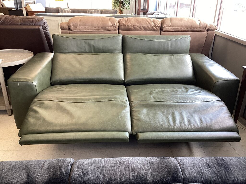 80629 - Boulevard Power Motion Leather Sofa w/Power Headrest 82x44x40