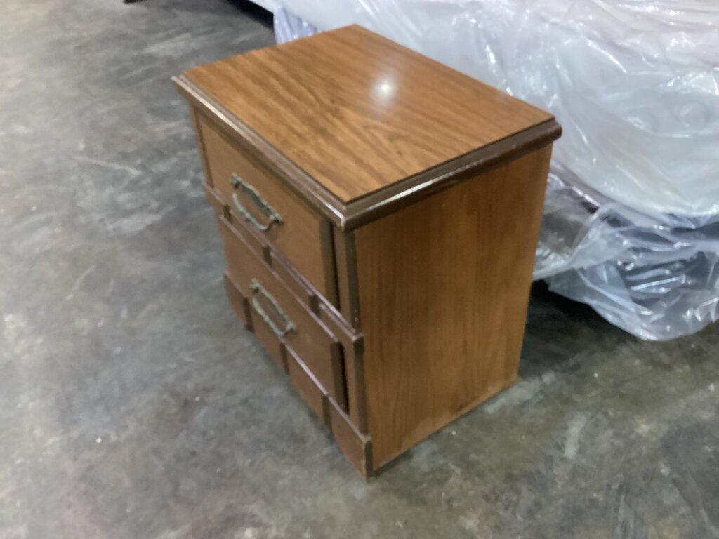 83930 - Ken Mullins Pecan Nightstand 22x15x23
