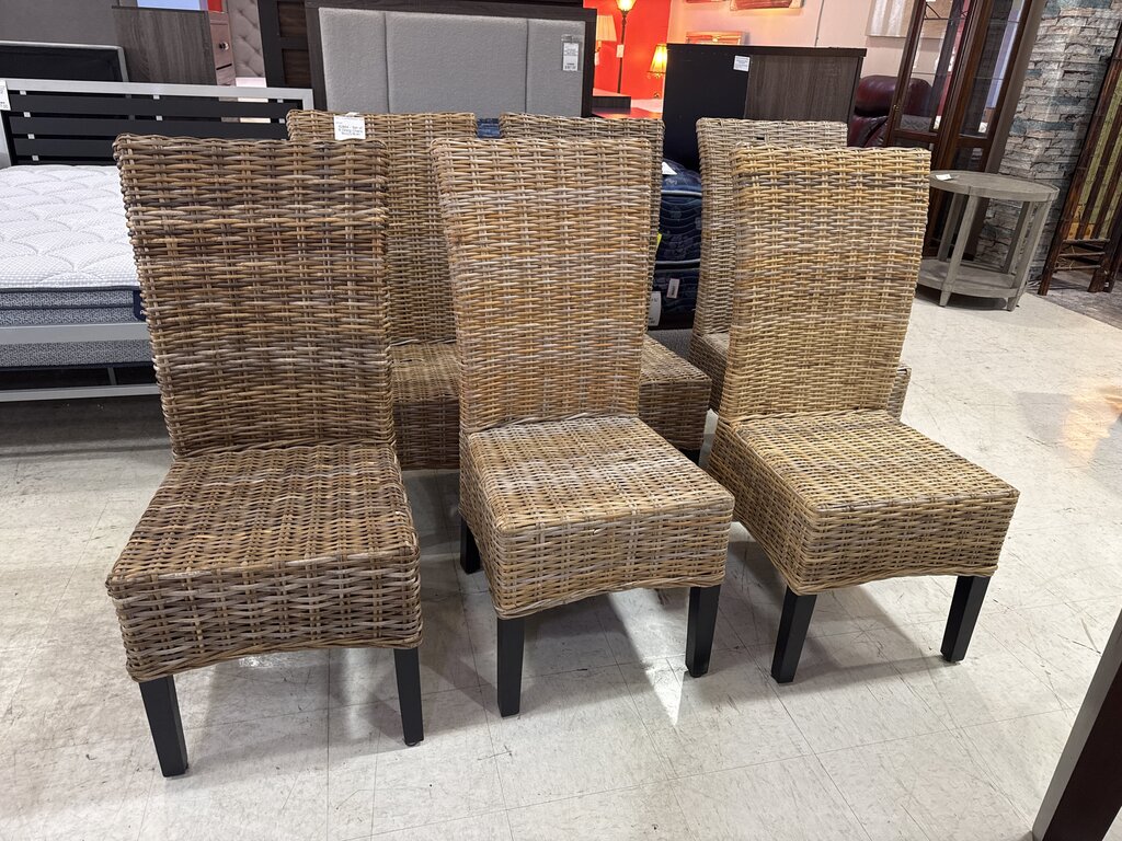 82864 - Set of 6 Rattan Dining Chairs 19x22x18/41