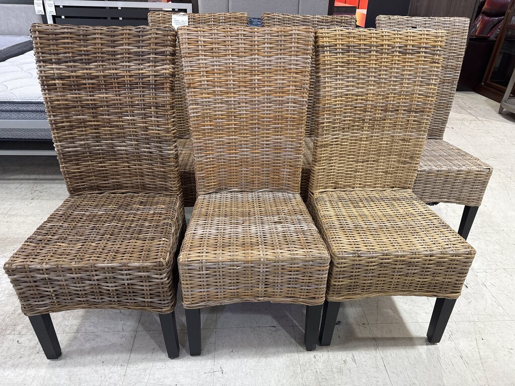 82864 - Set of 6 Rattan Dining Chairs 19x22x18/41