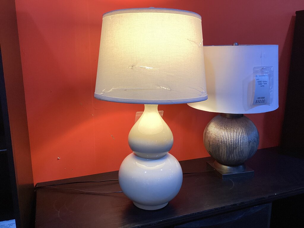 83981 Ashley Saffi Table Lamp