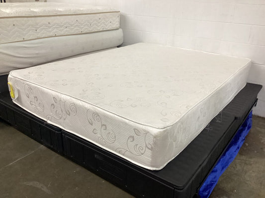 80646 - White Queen Mattress (Pearl)