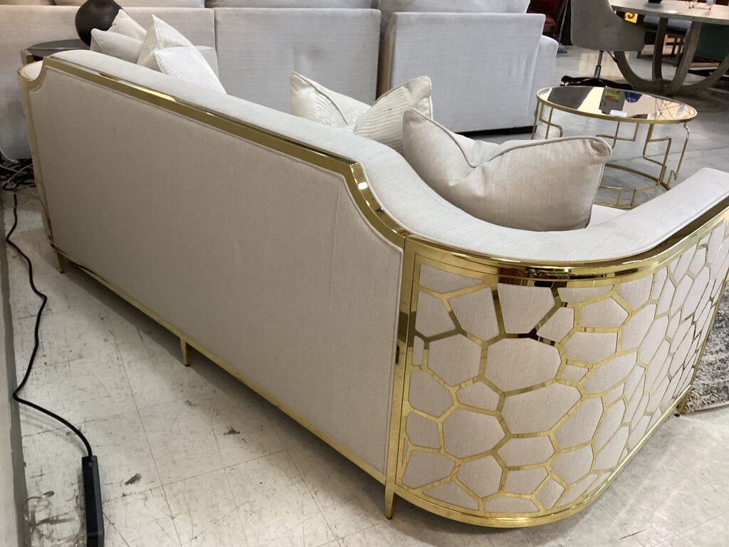 80679 - Caracole Ice Breaker Sofa 90x36x31